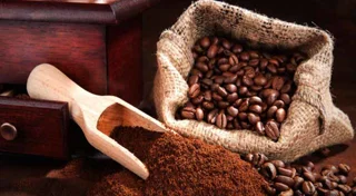 قهوه مانده را چطور تازه کنیم؟ راه‌های رفع ماندگی قهوه و افزایش عطر و طعم